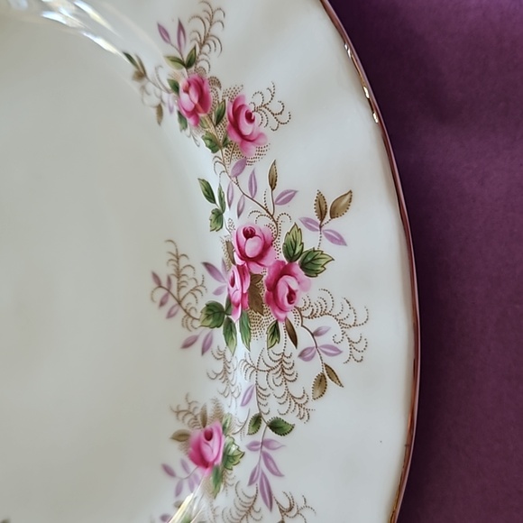 Dessert Plate "Lavender Rose" by Royal Albert. - Picture 2 of 5